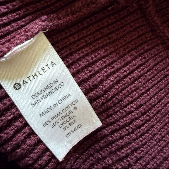 Athleta asymmetrical hem rest day sweater - Picture 4 of 6